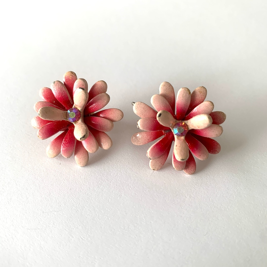 Boucles D'oreilles Vintage Fleur Signées LISNER - Métal Couleur Argent, Fermoir à Vis, Occasion