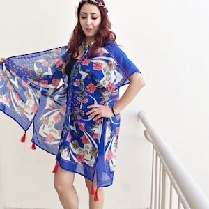 Boho Blumen Kimono, Blau Botanische Vertuschung, Sommer Strand Top, Lockere Urlaubsjacke, Frauen Boho Cardigan