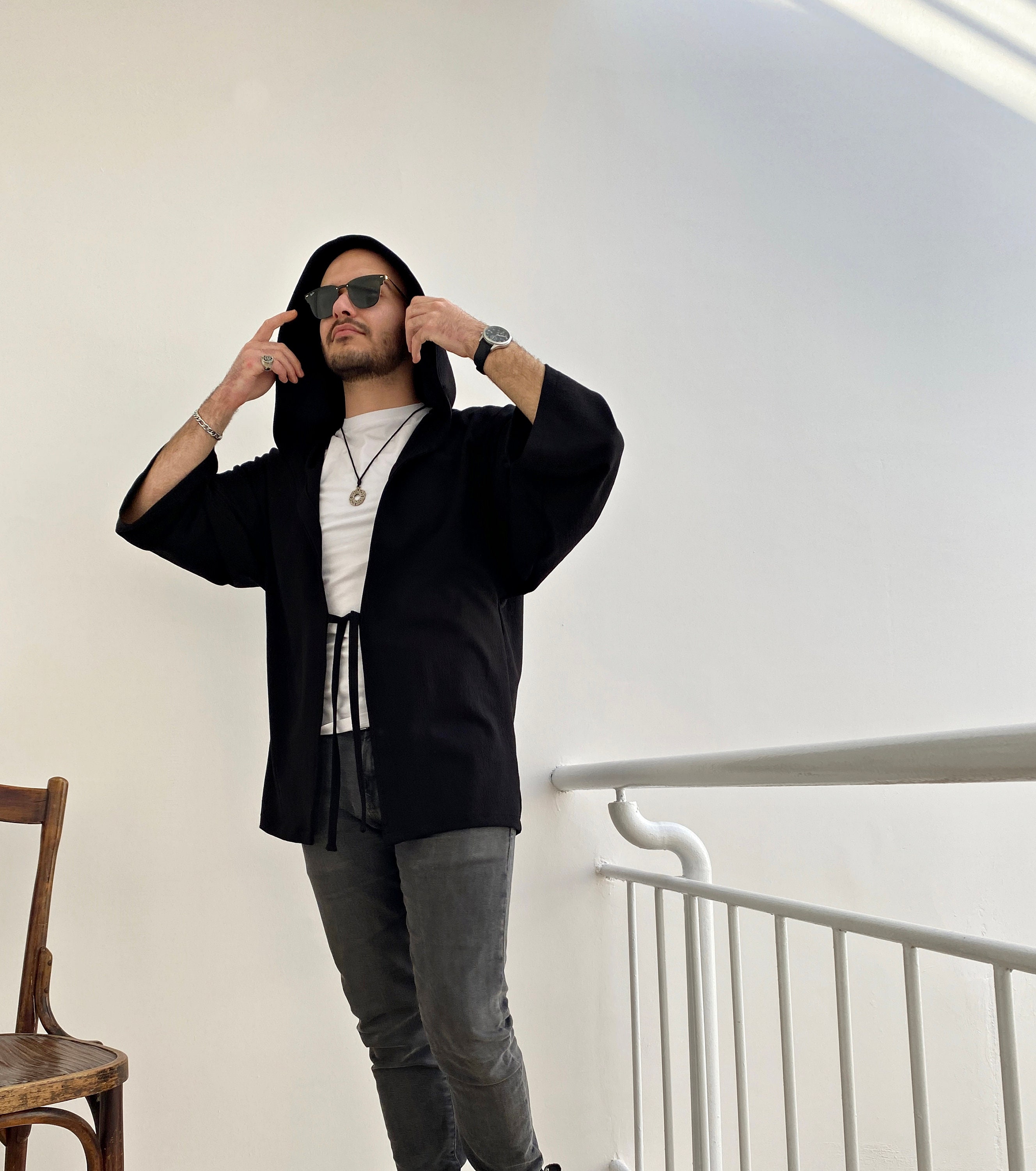 美品 Black Hooded Japanese Unisex Kimono, Neutral Gender Jacket, Clothing