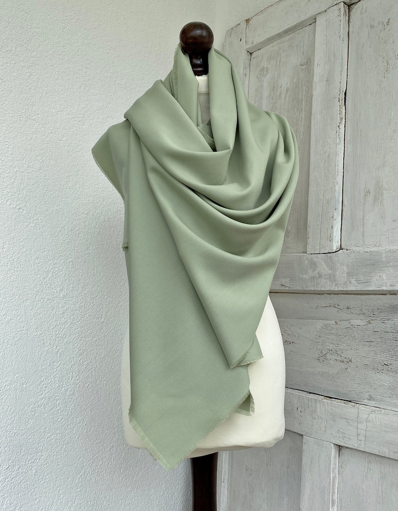 Châle pashmina vert sauge, écharpe vert pâle pour mariée, cadeau pour la mère de la mariée, châle pashmina long, cadeau pour demoiselle d'honneur, emballage de mariage image 1