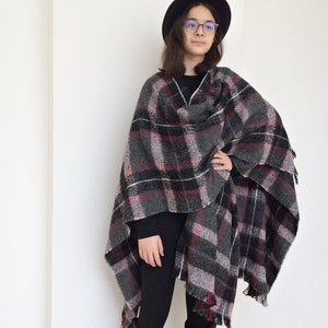 Blanket Plaid Poncho, Wool Ruana Wrap, Men Boucle Cape, Shoulder Large Shawl, Tartan Women Cloak, Fall Winter Apparel