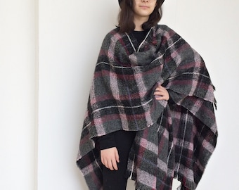 Blanket Plaid Poncho, Wool Ruana Wrap, Men Boucle Cape, Shoulder Large Shawl, Tartan Women Cloak, Fall Winter Apparel