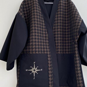 日本の羽織ジャケット、ストリートスタイルのメンズトラベル着物、コンパス刺繍の野良着コート 画像 7