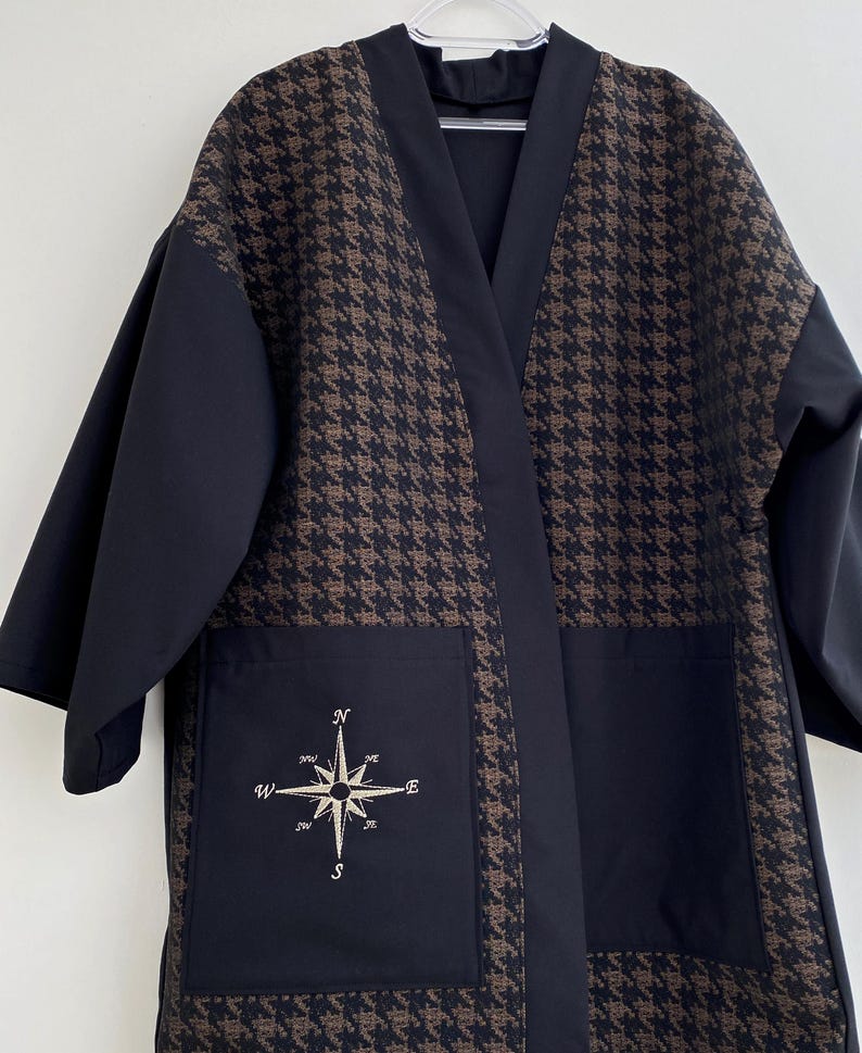 日本の羽織ジャケット、ストリートスタイルのメンズトラベル着物、コンパス刺繍の野良着コート 画像 7