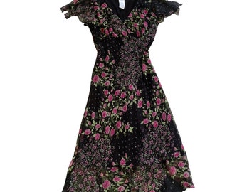 90s Y2K Vintage Black and Pink Rose Floral Dress Made by Dressbarn