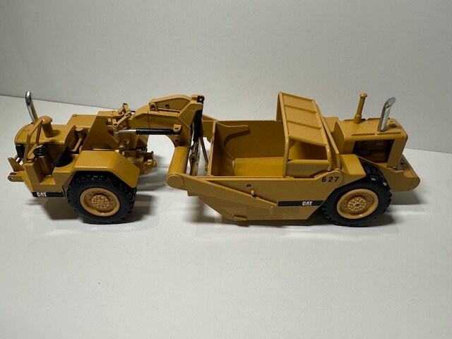 Free Shipping: Vintage Cat 627 Schurfzug--push-pull Scraper - Etsy