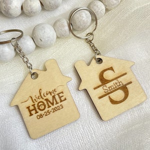 Engraved Wood Keychain, New Home Gift, Realtor Closing Gift, House Shaped Keychain, Housewarming Party Gift, Wooden Keychain, Name Keychain
