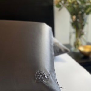 100% Pure Mulberry Silk Pillowcase, Charcoal Grey, 22mm Long Fibre 6A Grade image 6