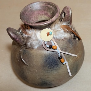 Vintage : Southwestern Double Handled / Hanging Pottery