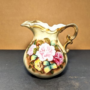 Enesco 50&#39;s hand painted pitcher