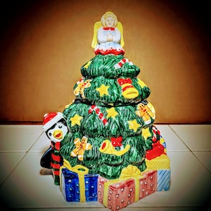 Holiday Cookie Jar - vintage and collectible-Christmas tree