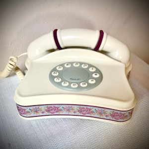 Vintage Telephone collectible