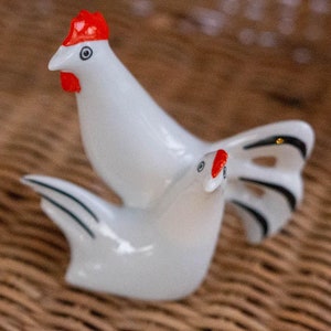 Vintage Porcelain Hen and Rooster Figurine | Porcelain Animal Figurine from Hungary | Double/Snuggle Chickens