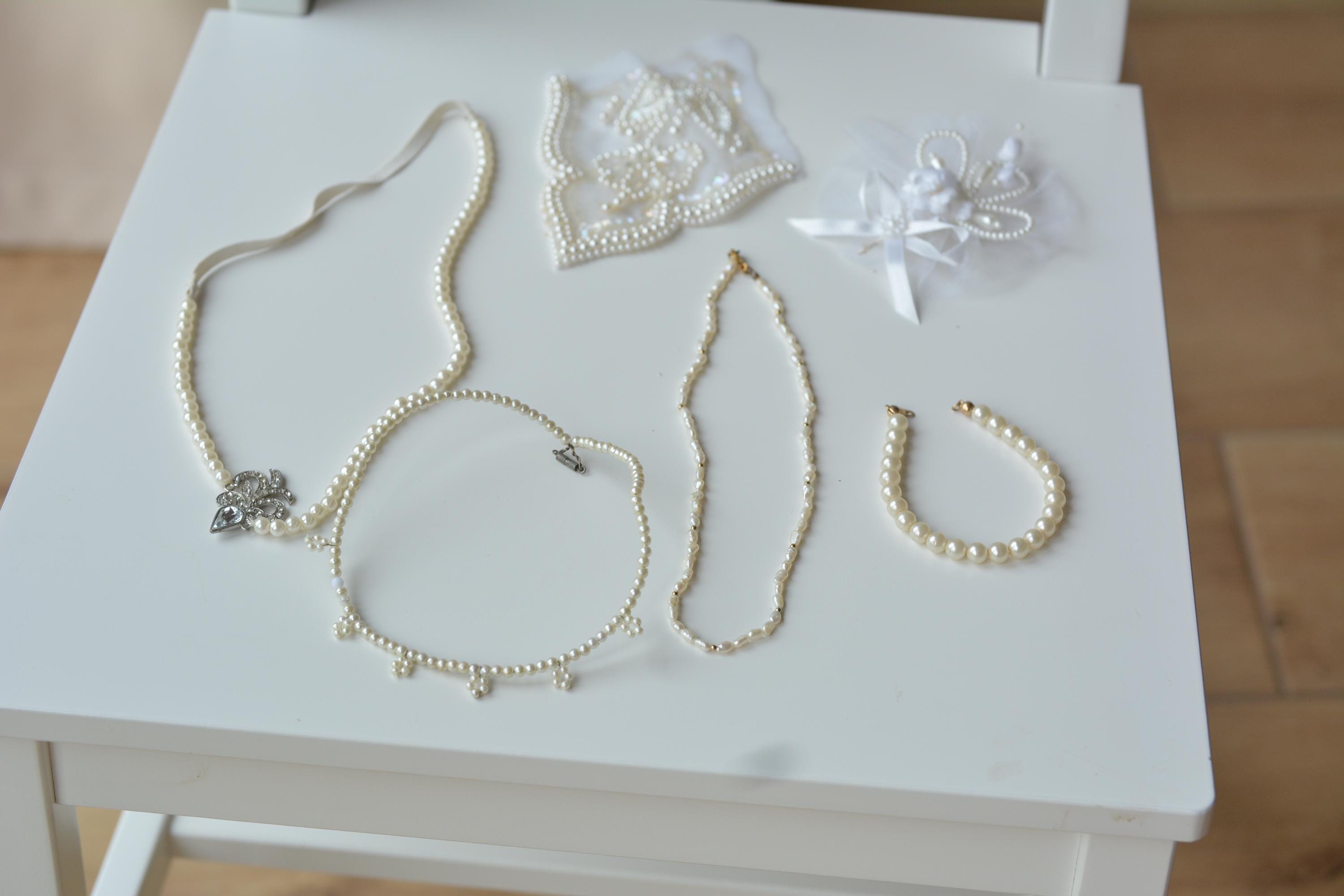 Vintage Faux Pearl Wedding Jewelry Set: Handmade Choker  display picture 2