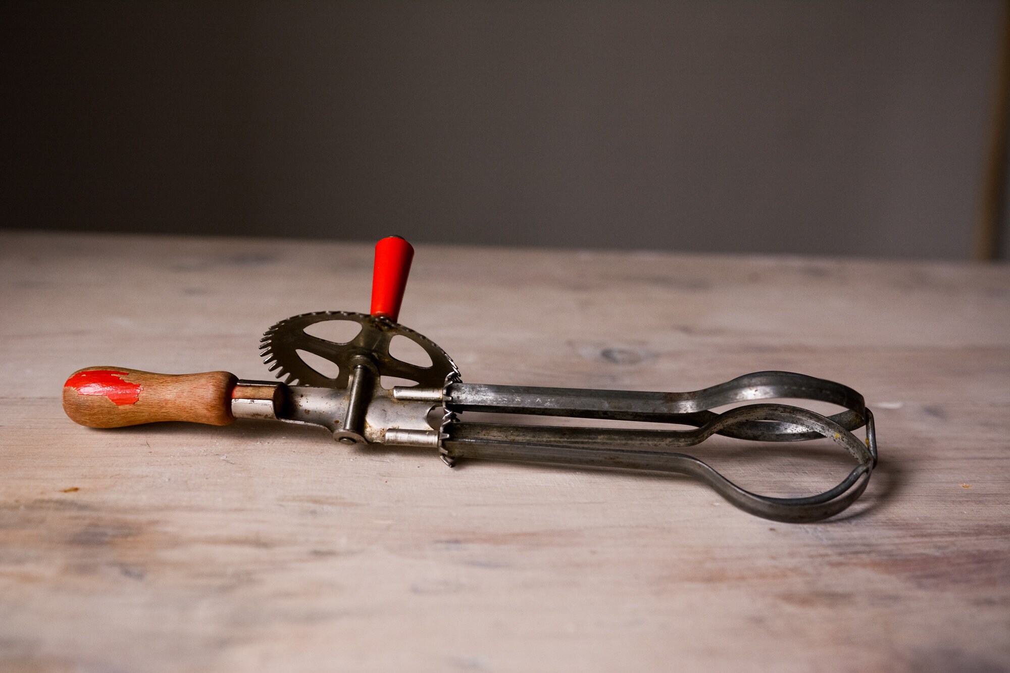 Antique Hand Mixer Metal Egg Beater Farmhouse Decoration From 1950s Etsy