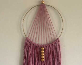 Anillo de macramé para colgar en la pared con cuentas doradas / Aro de hilo para colgar en la pared / Aro de hilo