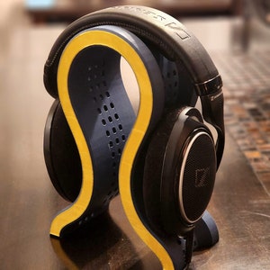 Minimalist Desktop Headphone Stand: Modern Desk Organizer (Digital STL File)