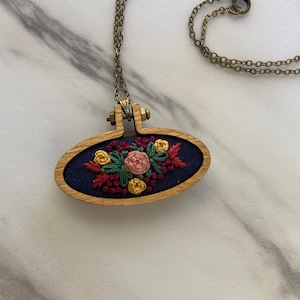 Embroidered Oval Floral Wood Pendant Necklace