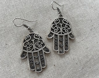 Hamsa Earrings ; Charm Earrings, Traditional Earrings, Middle Eastern Earrings, Silver Earrings, Ethnic Earrings, Dangling - Zeliha Jewelry