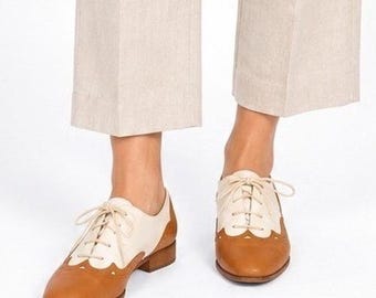 Perry Ellis Portfolio Women's Vintage 70s Wingtip Oxford Lace Up Shoes Size 9