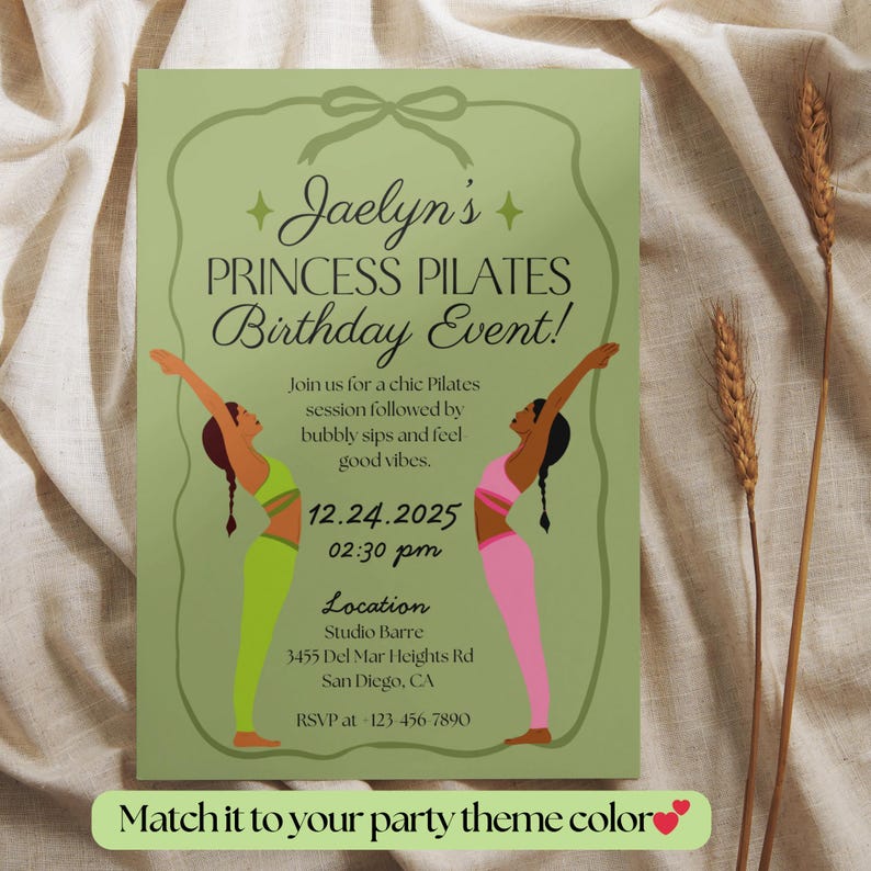 Puede incluir: Una invitaci&oacute;n verde con el texto "Jaelyn's Princess Pilates Birthday Event!". Presenta dos ilustraciones de mujeres con ropa de entrenamiento. La invitaci&oacute;n incluye detalles del evento: fecha, hora, lugar e informaci&oacute;n de RSVP.