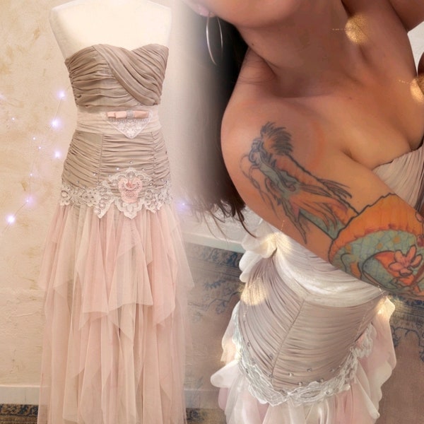 Robe de mariée sirène Boho rose unique - robe de mariée de plage boho recyclée - mariée féerique - robe de mariée en tulle corset romanique