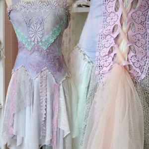 &quot;Handgemachtes Feenkleid in Lila - recycelte tragbare Kunst - shabby chic Feenkleid - &quot;&quot;Feenkleid&quot;&quot; - Boho Strandhochzeit in Aqua&quot;