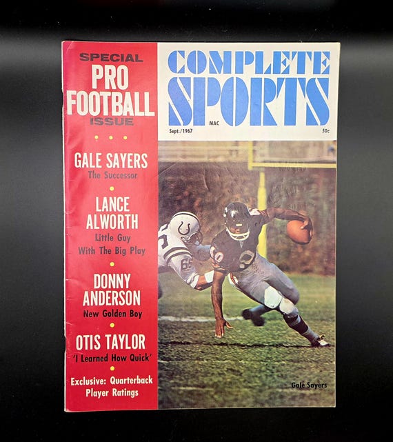 Complete sports, Sept. 1967, Special PRO Football Issue - Gale Sayers on Cover
