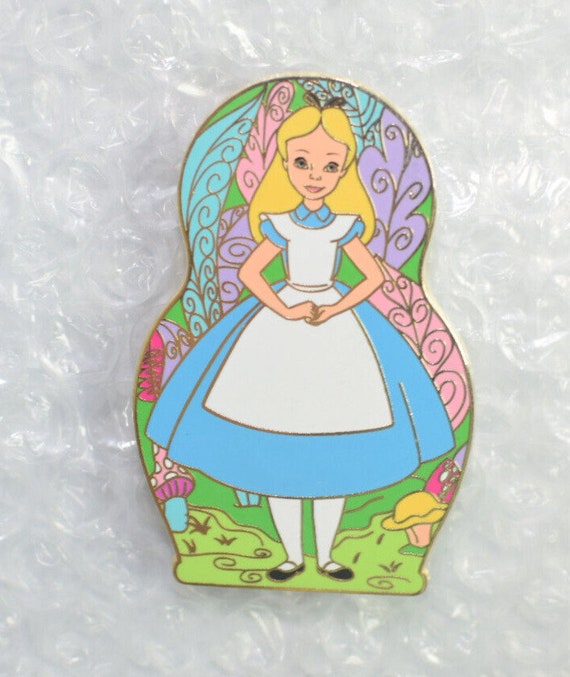 Alice Disney Pin 132449 DSSH - Nesting Dolls - Ali