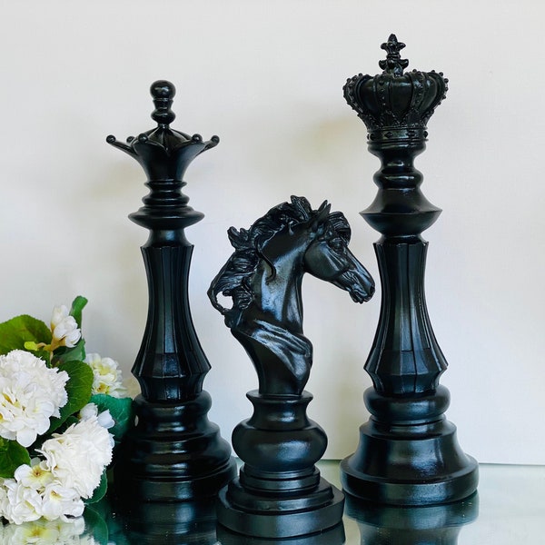 Grande statue d'échecs artistique noire, pièces, jeux de société, figurines d'échecs modernes décoratives, décoration d'intérieur rétro, statue Gambit, reine d'échecs, tête de cheval