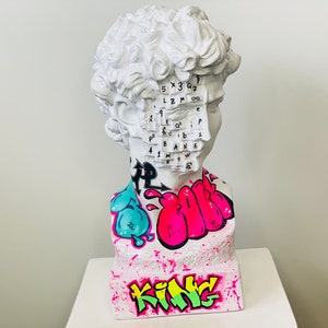 Pop Art David Bust Statue, Graffiti Style Greek God Statue, Michelangelo Neon Art David Sculpture Home Decor, Handmade Unique Gift