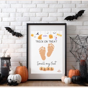 Baby&#39;s First Halloween Footprint Art: Trick or Treat Keepsake (Digital Download)