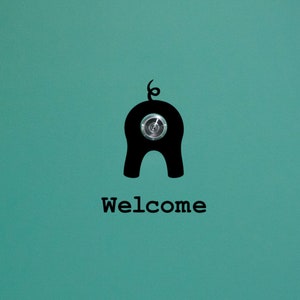 Piggy Peephole Vinyl Decal Sticker, Pig butt welcome sign, front door sign for apartment peephole