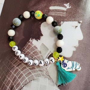Jin &quot;The Astronaut&quot; Black and White Beaded Bracelet