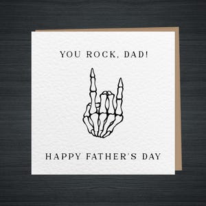 Vaderdagkaart You Rock Dad | Emo gothic metalhead-ontwerp | Handhoorns met skelet