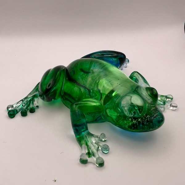 Resin Frog, figurines, frog lover, frogs, desk decor, paperweight