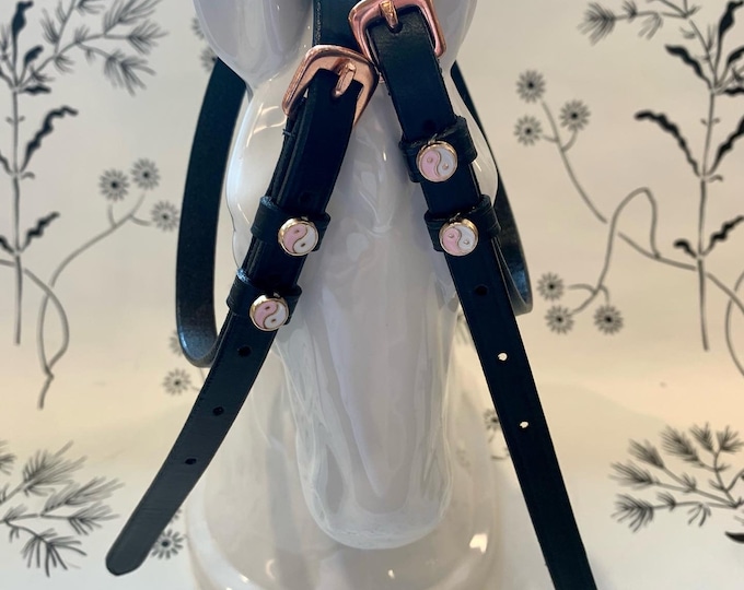 Black English leather spur straps with rose gold buckles and rose gold charms