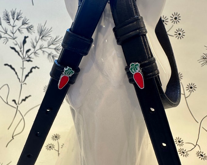 Black English Leather Spur Straps with Carrot Charms