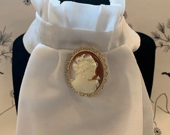Cameo stock tie pins