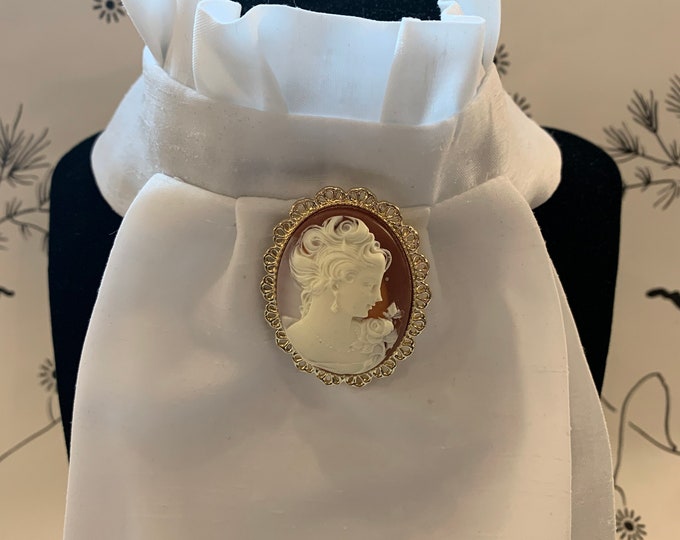 Cameo stock tie pins