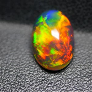 2.90 cts- Top Quality Opal, Rare Opal, Rainbow Fire Opal, Natural Ethiopian Opal | Welo Opal,jewelry making,8.5x12 mm