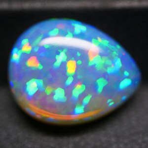 7,60 cts -Hochwertiger äthiopischer Welo Opal Mehrfarbenspiel von Regenbogenfeuer für die Schmuckherstellung | Einzigartiges Muster Opa| |13.5X17X6.5mm