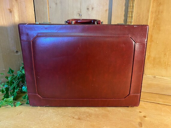 Vintage Red Leather Briefcase | Document Carrying… - image 3