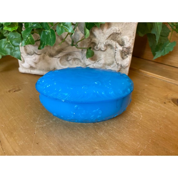 Antique Molded Blue Glass Trinket Box | Small Jew… - image 1