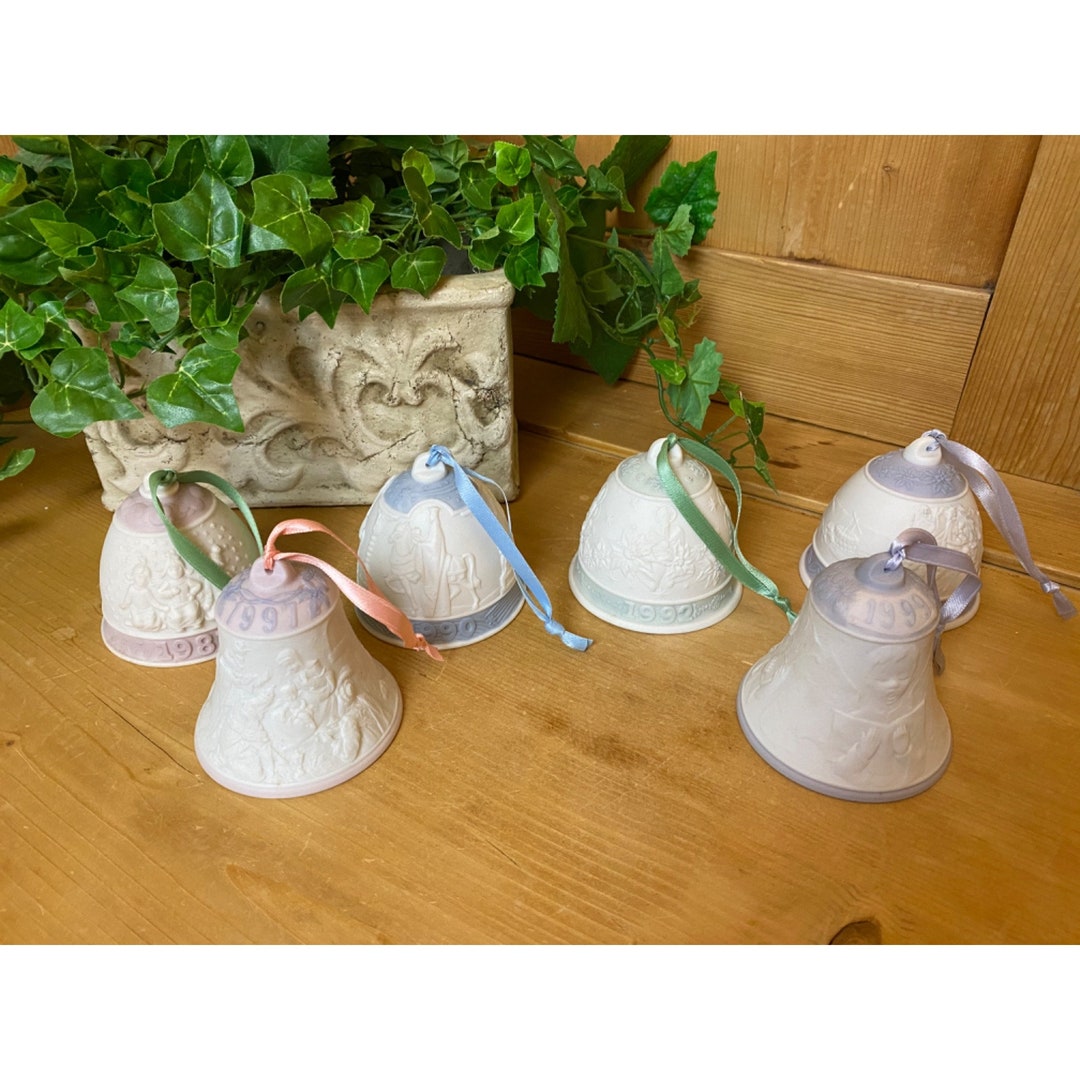 Lladro Christmas Bells 