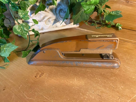 Modern Stapler