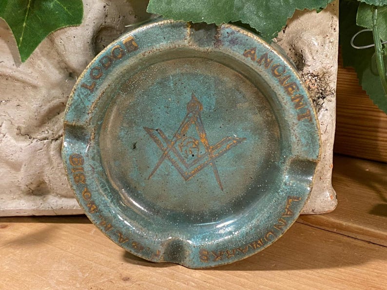 Vintage Masonic Lodge Pottery Ashtray | FA M 319 Ancient Landmarks | Free & Accepted Masons of Indiana | Lodge 319 | Freemasons | MCM Decor image 1