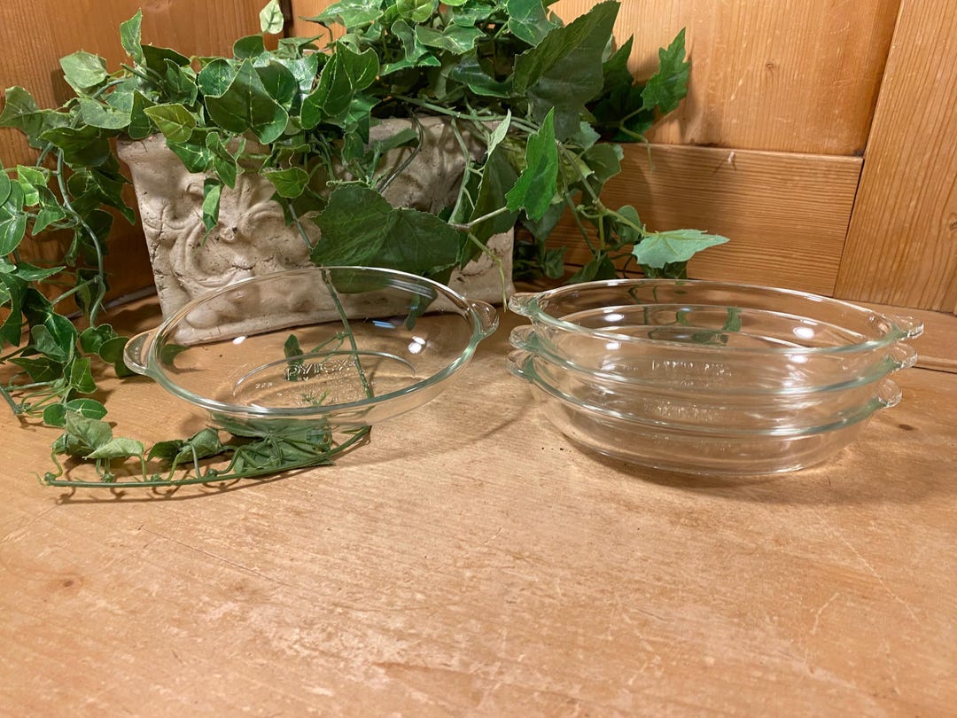 Glear Vintage Pyrex Glear Glass Pixie Casserole Dishes | Set of 4 | #328 ...
