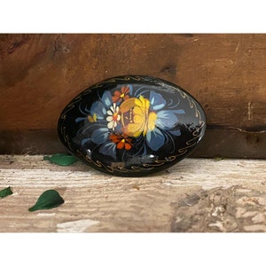 Vintage Oval Paper Mache Black Brooch, Signed | Antique Russian Brooch | Vintage Russian Brooch | Black Oval Flowered Pin | Vintage Jewelry