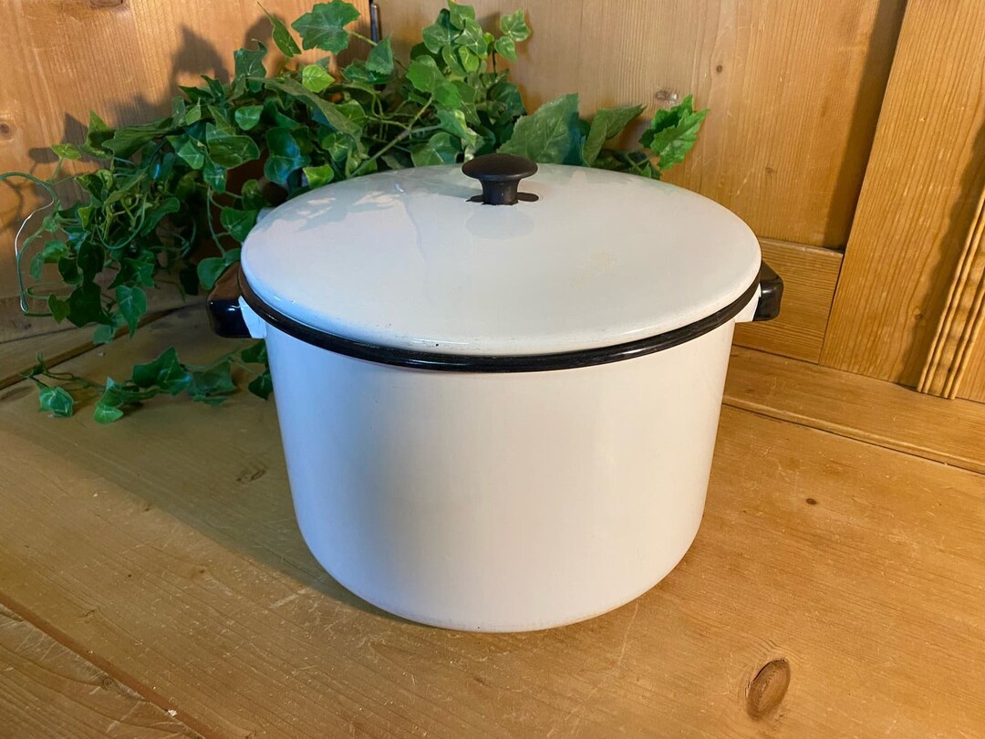 Vintage White Enamelware Stock Pot Classic White Enamel Stock Pot With